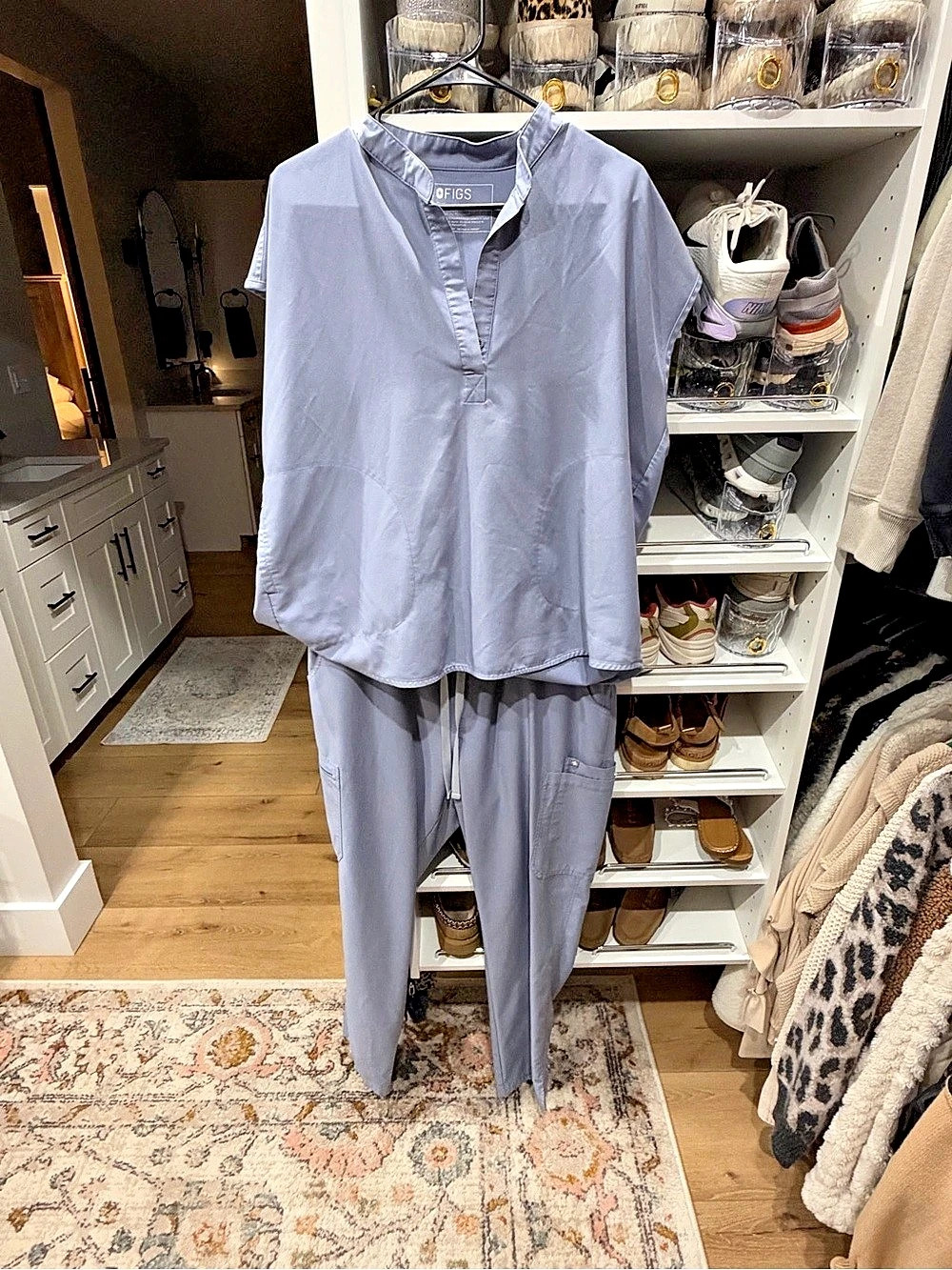 FIGS Womenโs Vapor Blue Space Dye Scrubs